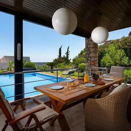 Willa Calypso Lindia Luxury *