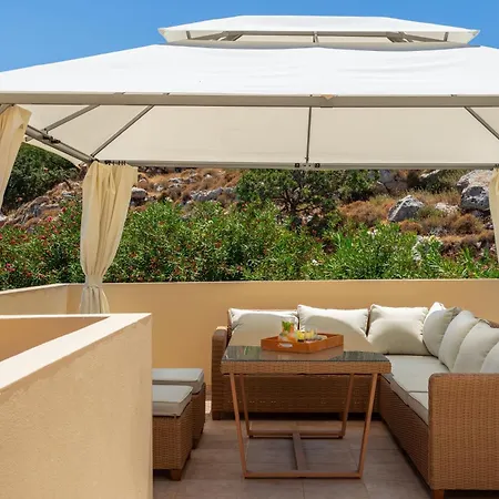 Calypso Lindia Luxury וילה