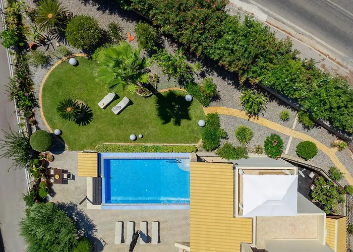 Calypso Lindia Luxury *